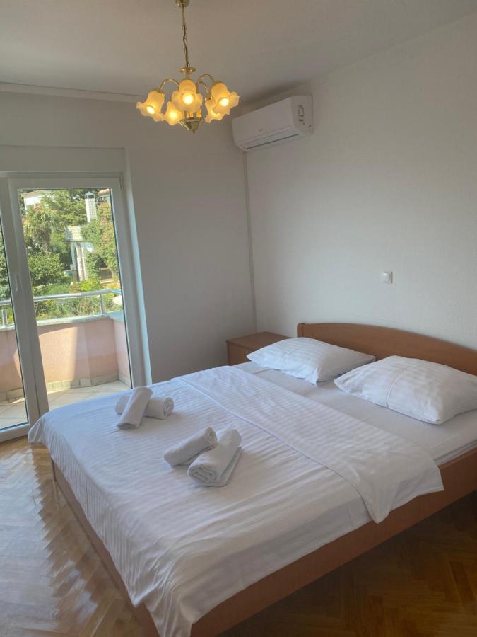 Apartments La Mer Novi Vinodolski Eksteriør billede